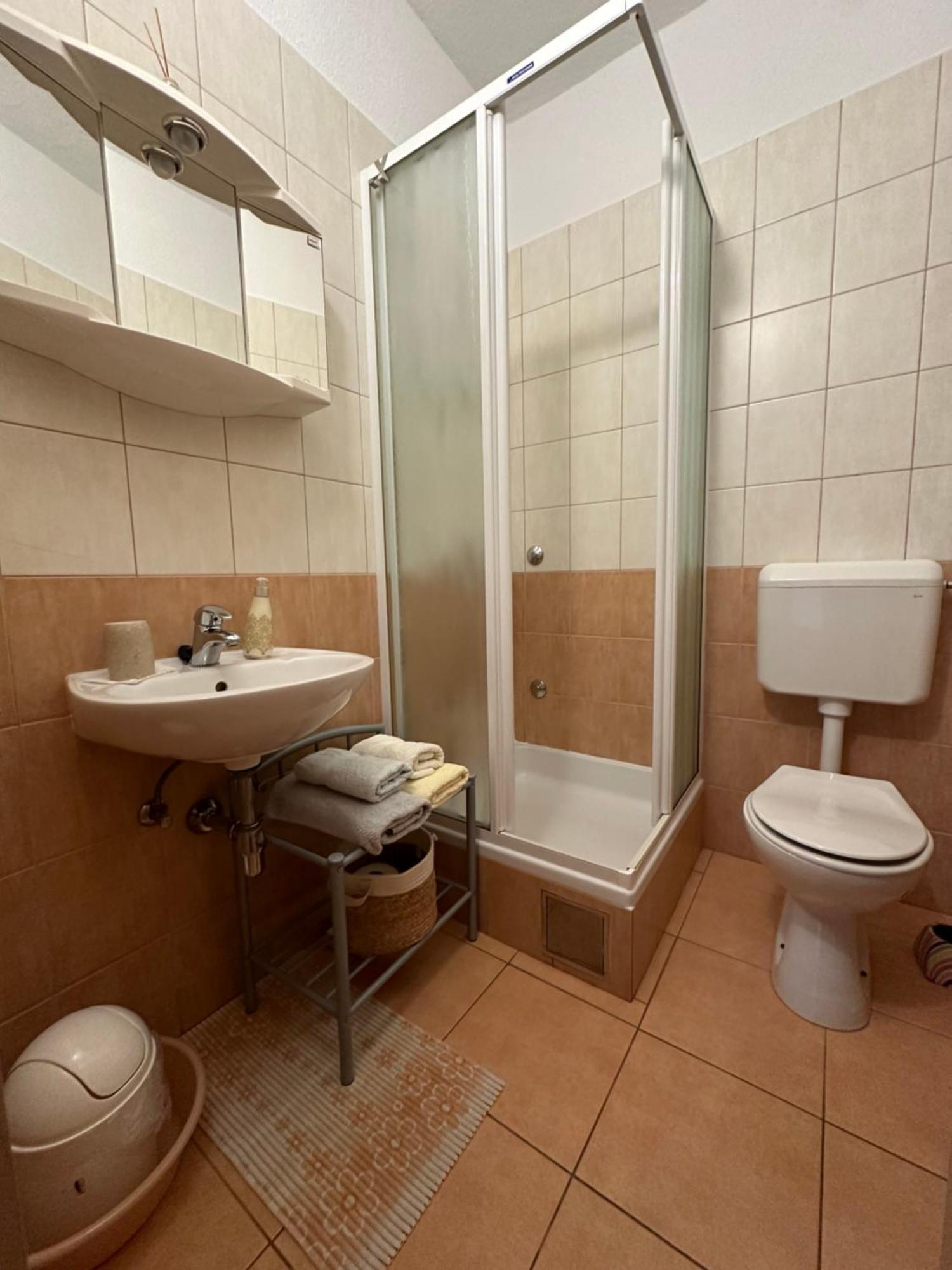 Marela Apartments Drage Luaran gambar
